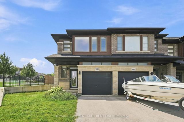 3996 Crown Street, Lincoln