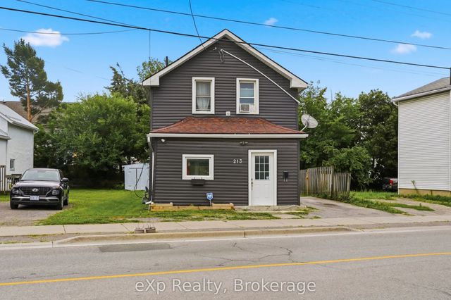 213 Station Street, Belleville