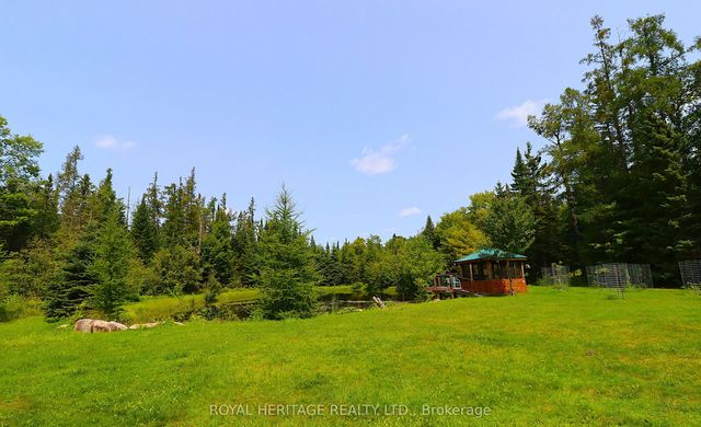 1118 Dutch Line Road E, Trent Lakes