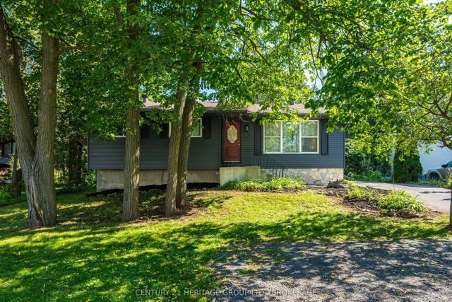 925 Woodbine Road, Kingston