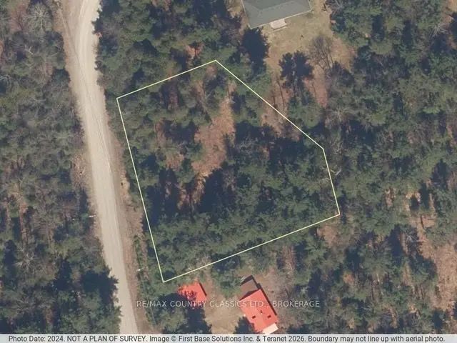663 Skootamatta Lake Road, Frontenac