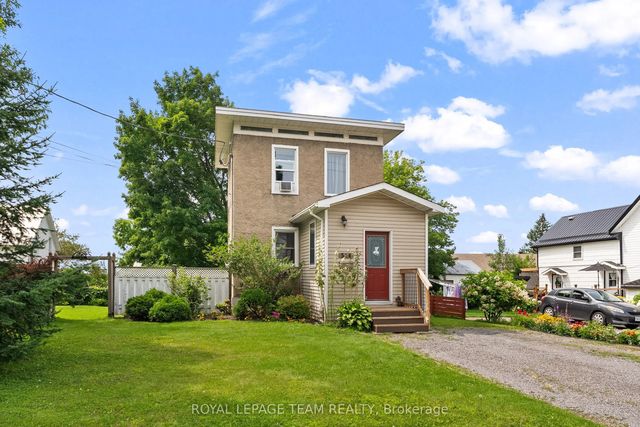 544 Mackay Street, Pembroke