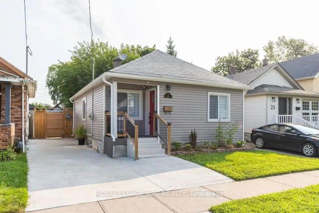 21 Trapnell Street, St. Catharines