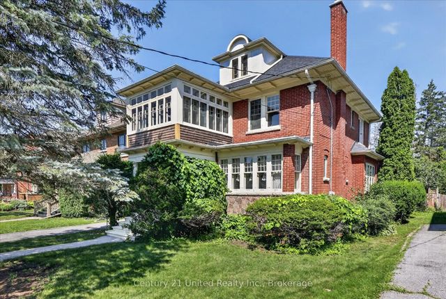 498 Weller Street, Peterborough