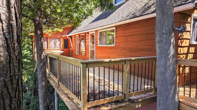 28 Lower Lake Lane, South Frontenac