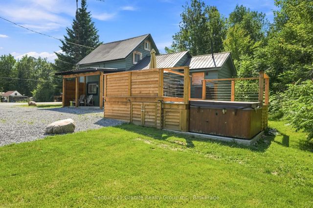 630 South Baptiste Lake Road, Hastings Highlands