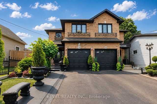 218 Macaulay Street E, Hamilton