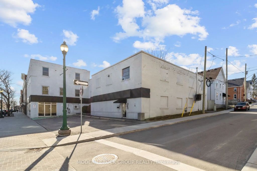 26 King Street E, Brockville