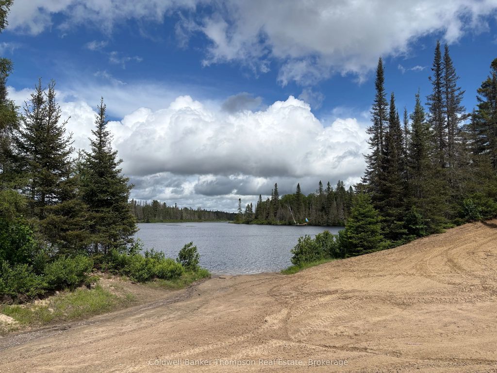 790 Sand Hill Road, Joly