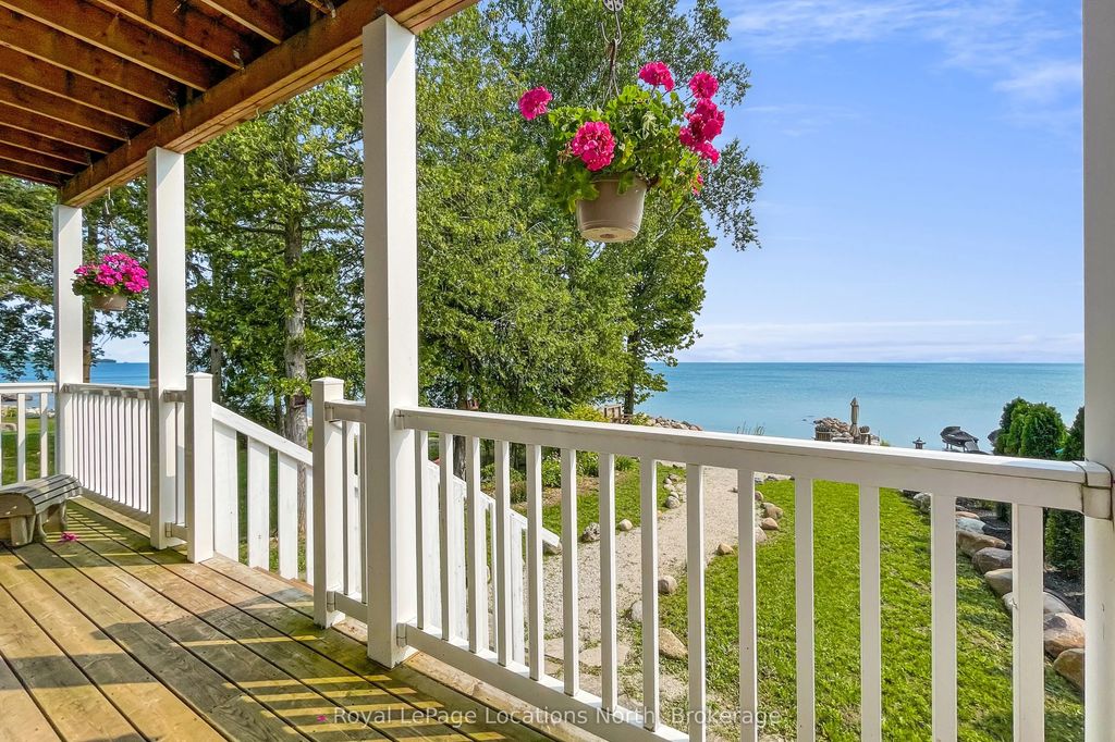 108 Georgian Beach Lane, Meaford