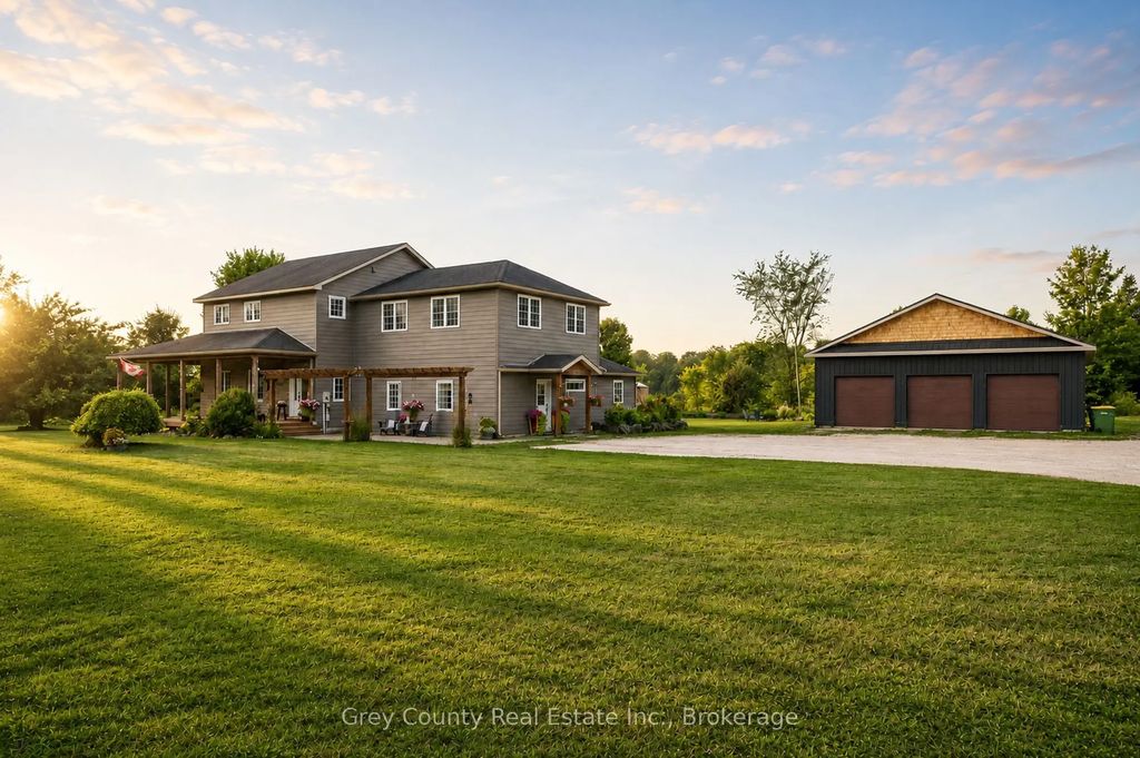 135260 9th Line, Grey Highlands