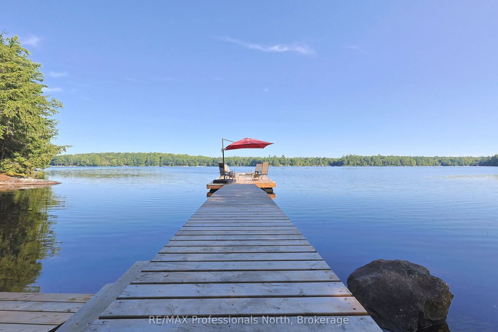 1365 Dickie Lake Road, Lake of Bays