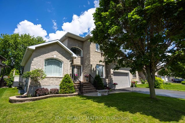 48 De La Rive Drive, Russell