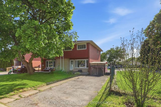 920 Concession Road, Cambridge