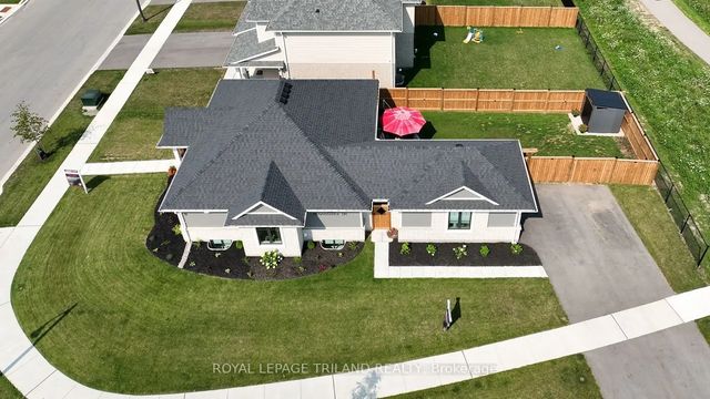 138 Renaissance Drive, St. Thomas