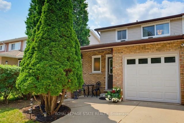 32 Silvervine Drive, Hamilton