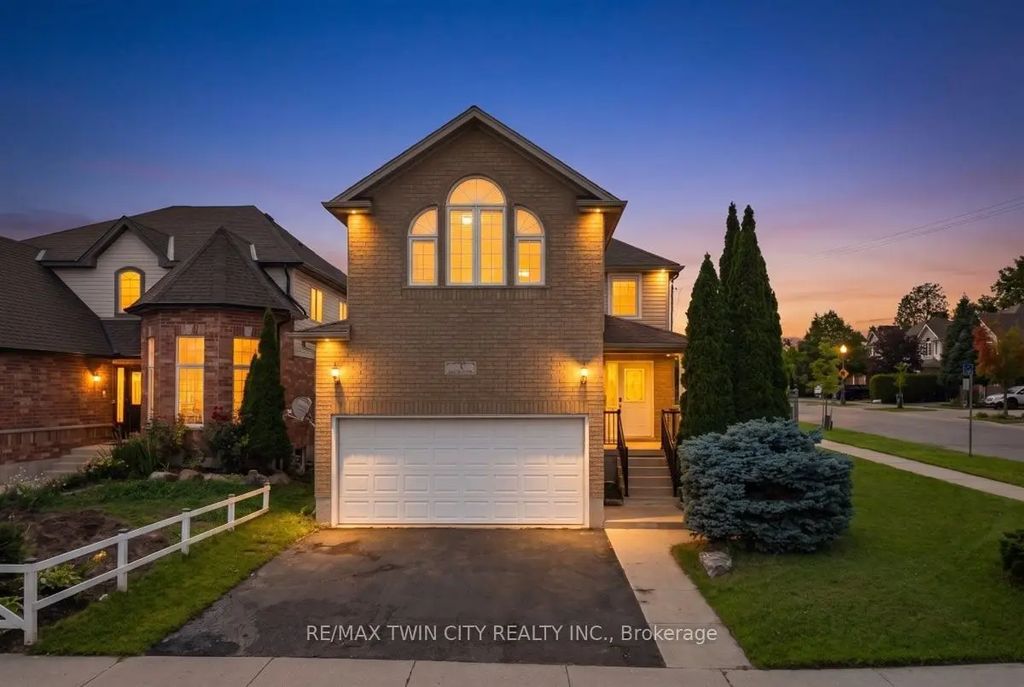 3 Apple Ridge Drive, Kitchener