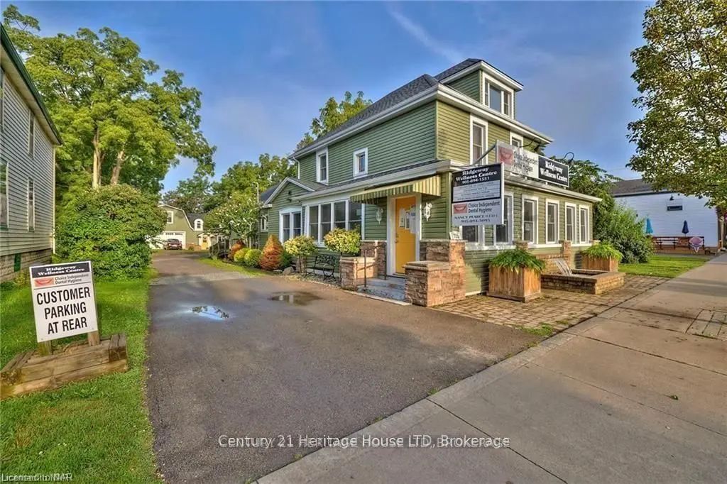 355 Ridge Road N 2nd Floor, Fort Erie
