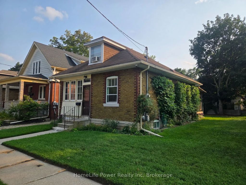 25 Menzie Avenue, Guelph