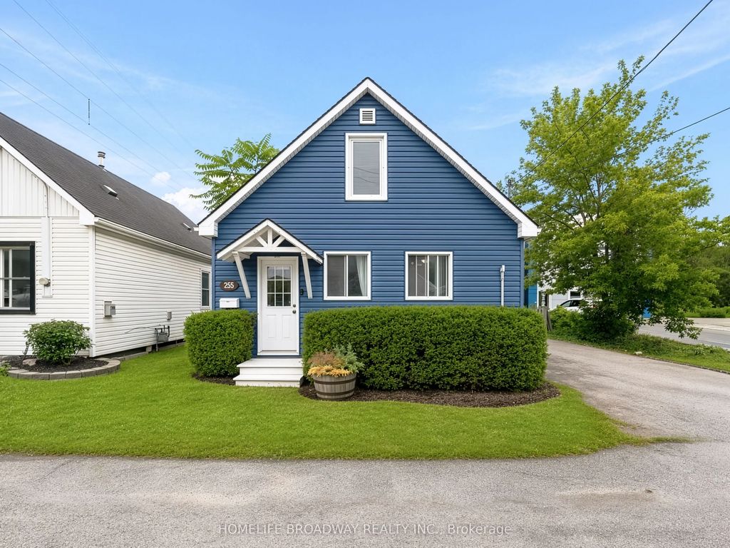 255 Robinson Street N, Grimsby