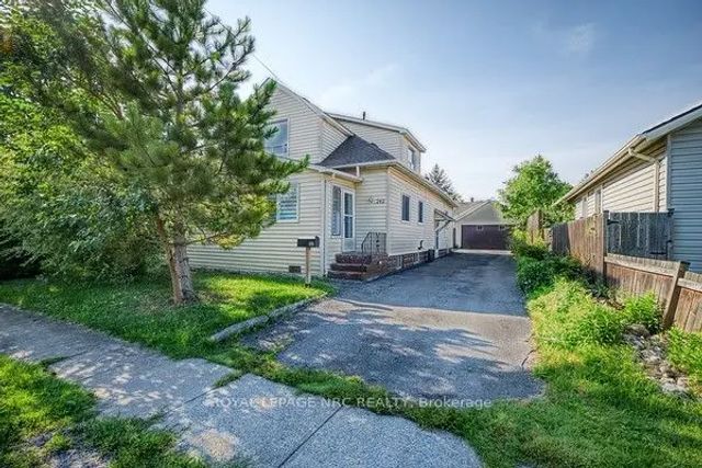 242 Henrietta Street, Fort Erie