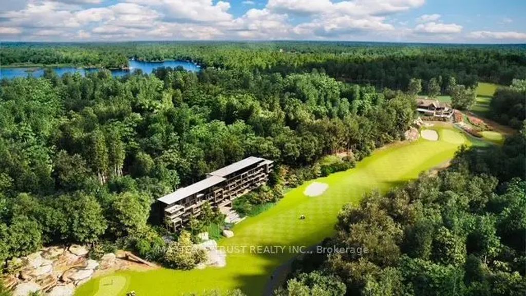 120 Carrick Trail 308, Gravenhurst