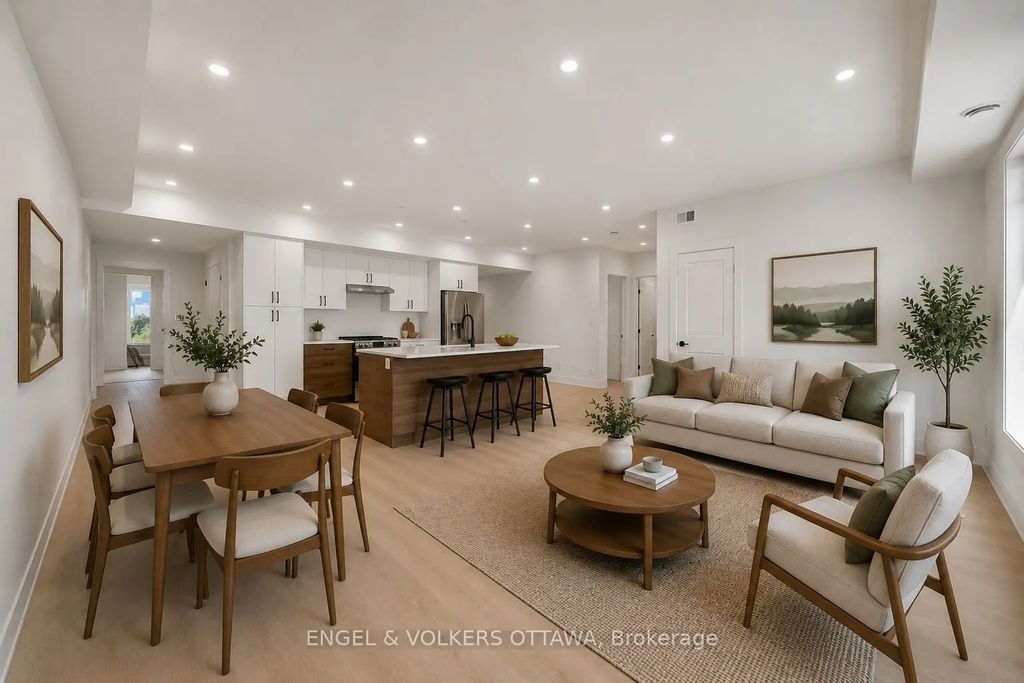 655 Donat Street 9, Vanier and Kingsview Park