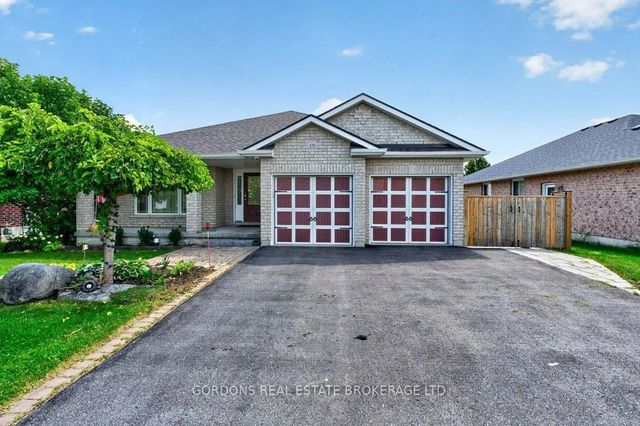 436 Bridge Street W, Greater Napanee