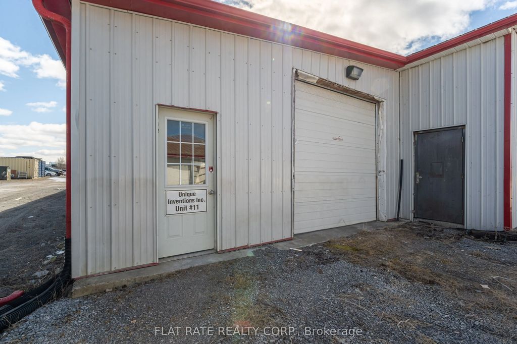 1057 Highway 7 Expressway 9, Otonabee-South Monaghan
