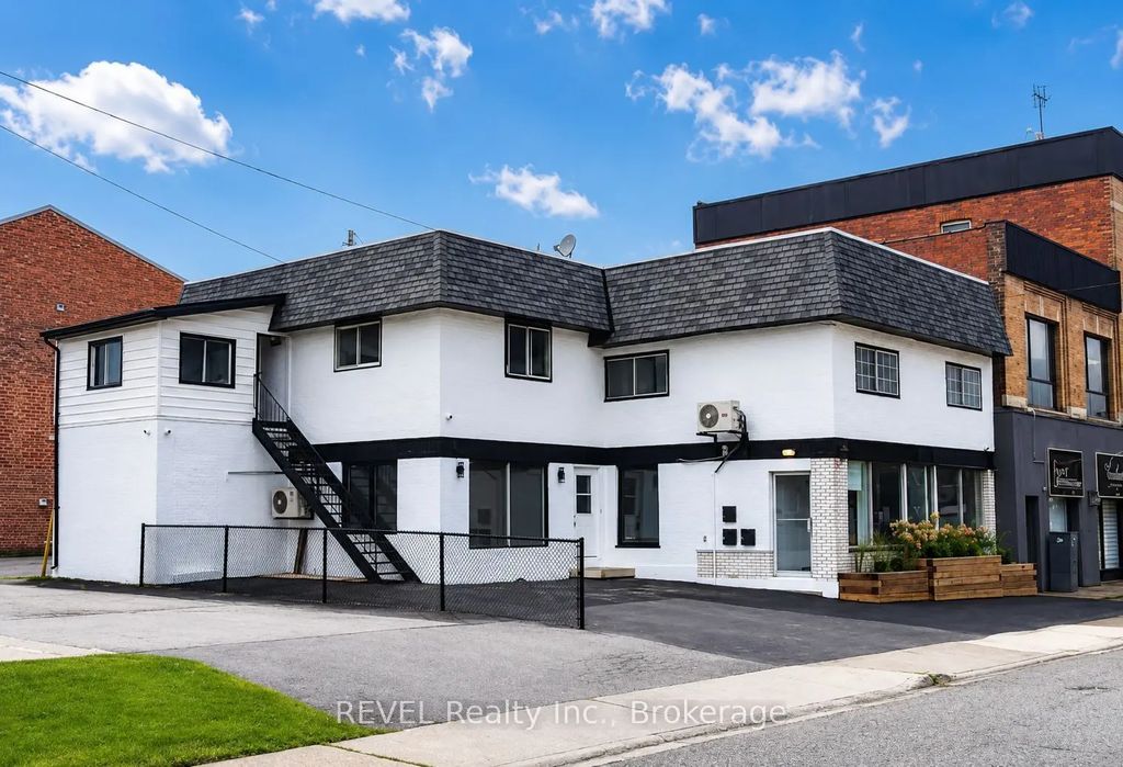 4691 Ontario Avenue, Niagara Falls