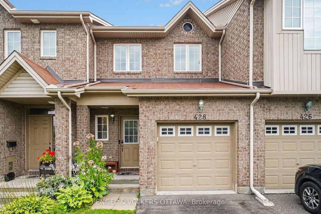 428 Dusk Private, Orleans - Cumberland and Area