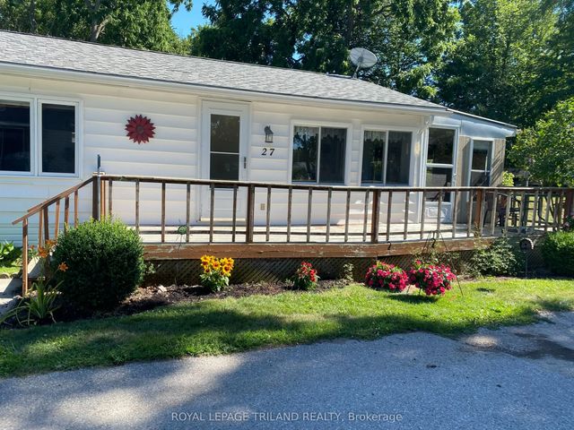 9385 Ipperwash Road 27, Lambton Shores