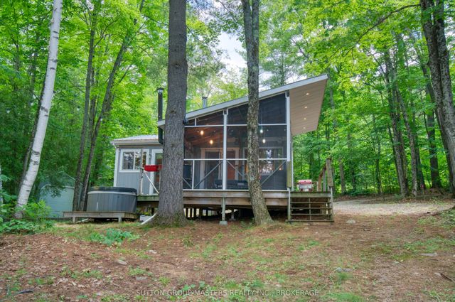 2282 Myers Cave Road, North Frontenac