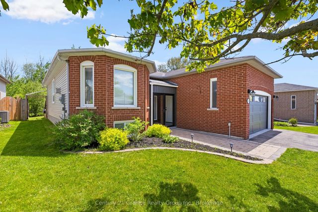 692 Ewing Street, Cobourg