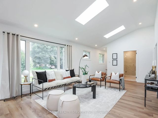6364 Sherwood Road, Niagara Falls