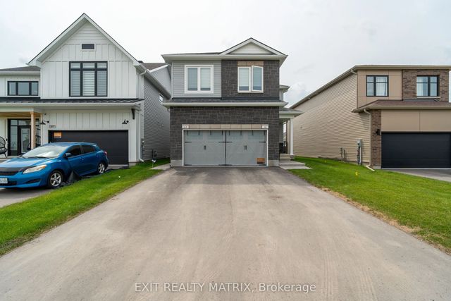 161 Massalia Crescent B, Orleans - Cumberland and Area