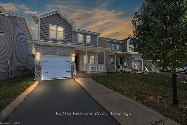 1653 Crimson Crescent, Kingston