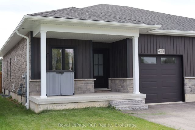 221130 Grey Road 9 N/a, West Grey