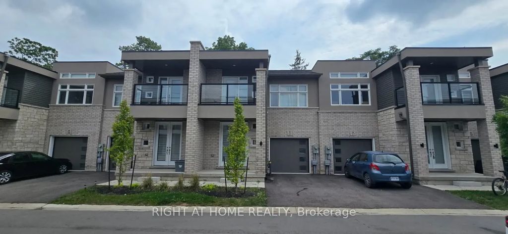 5672 Dorchester Road 52, Niagara Falls