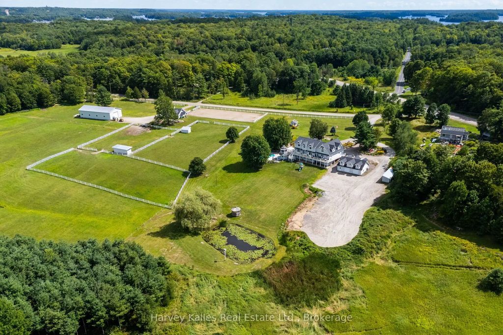 1003 Brandy Crest Road, Muskoka Lakes