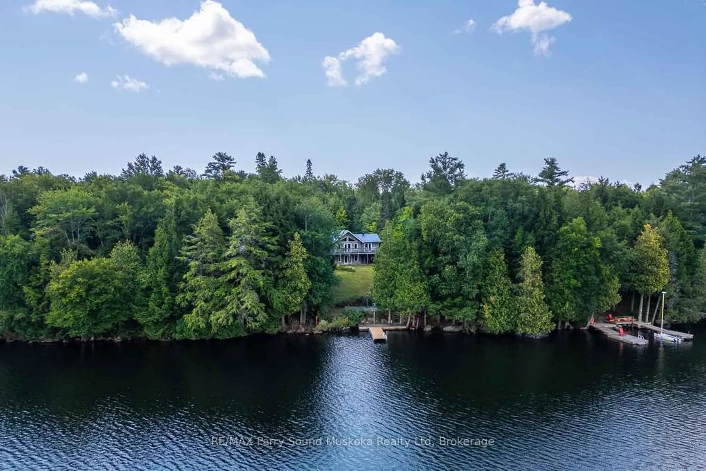 1889 South Horn Lake Road, Magnetawan