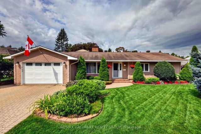 2692 Colman Street, Billings Bridge - Riverside Park and Area