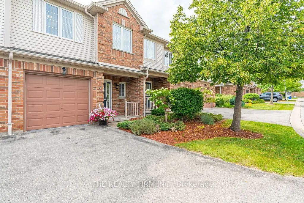320 Ambleside Drive 30, London North