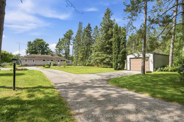33 Portage Road, Kawartha Lakes
