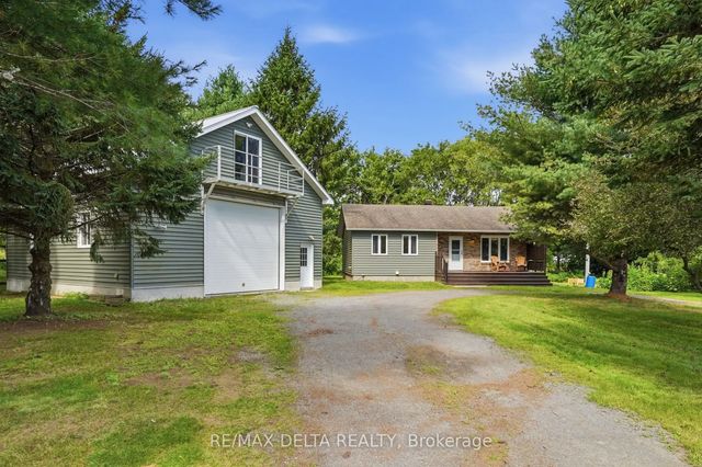 1120 Des Cedres Street, Hawkesbury