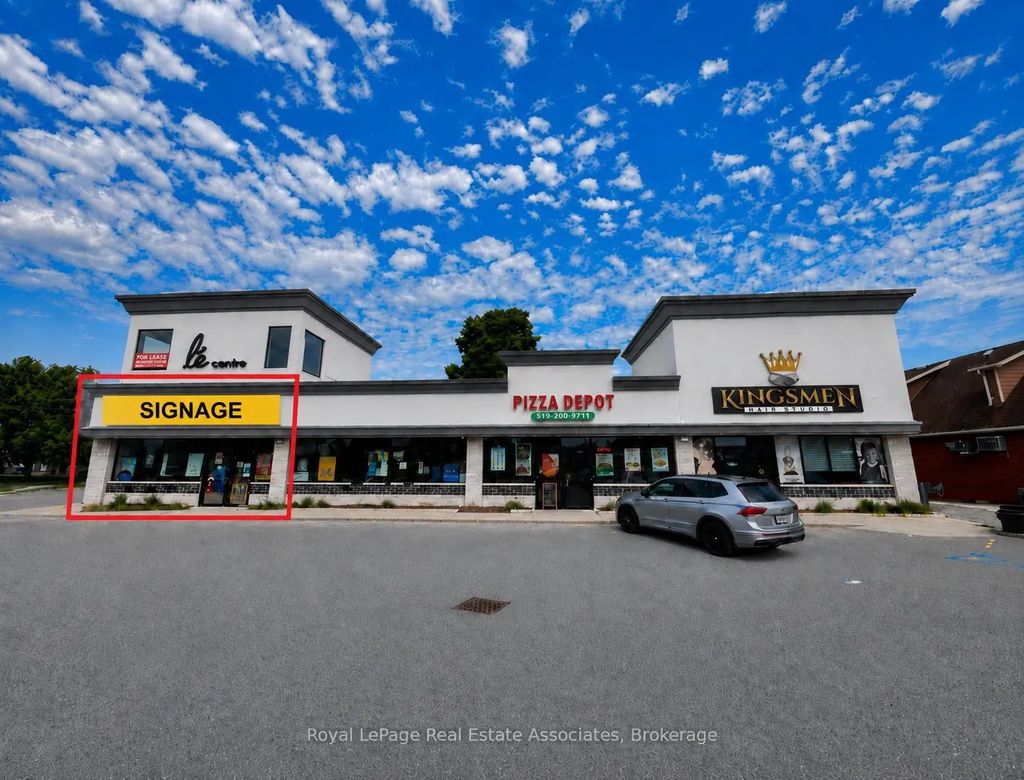 801 Dundas Street 1, Woodstock