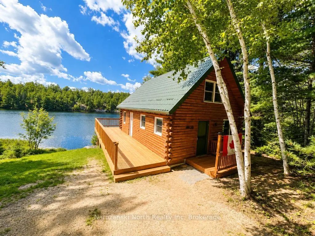 1020 Dry Rapid Road, French River