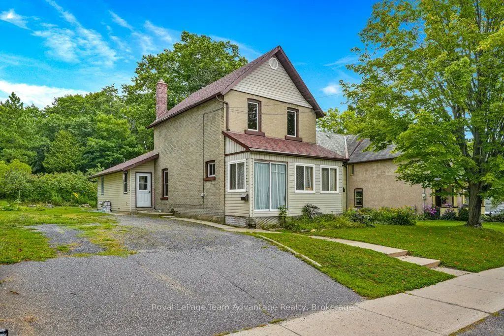 111 Gibson St Street, Parry Sound