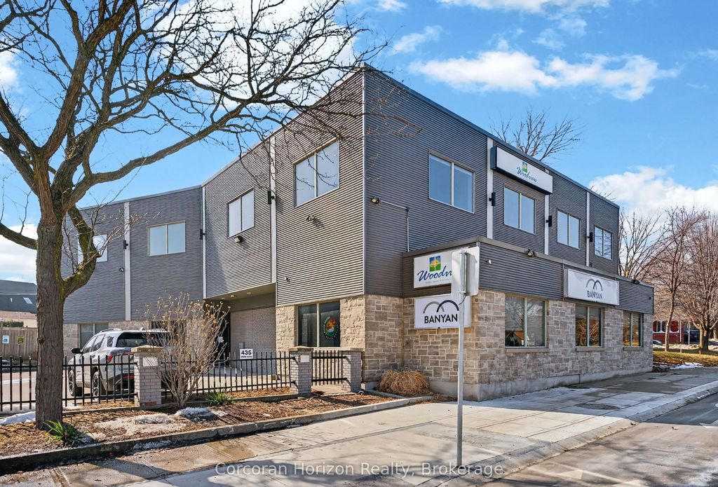 435 York Boulevard Upper Floor Units, Hamilton