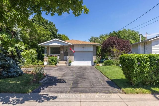 542 Lake Street, St. Catharines